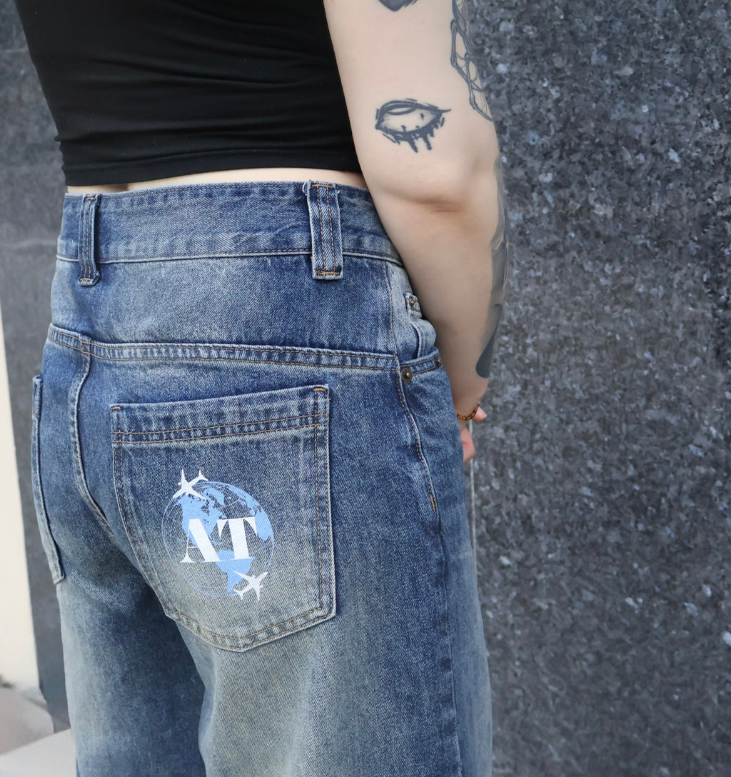 Amarian Tyler Worldwide Denim Shorts – Light Wash